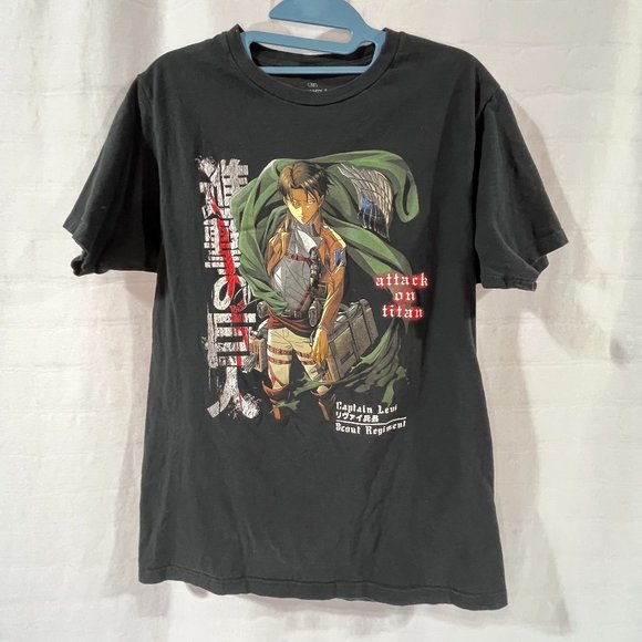 Attach On Titan Black Short Sleeve T-shirt Captain Levi Scout Regiment, Medium - Picture 1 of 7
